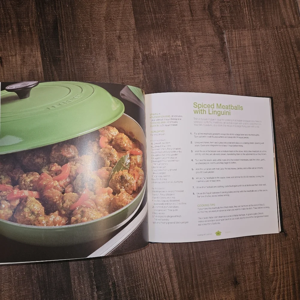 Le Creuset The Cast Iron Way To Cook